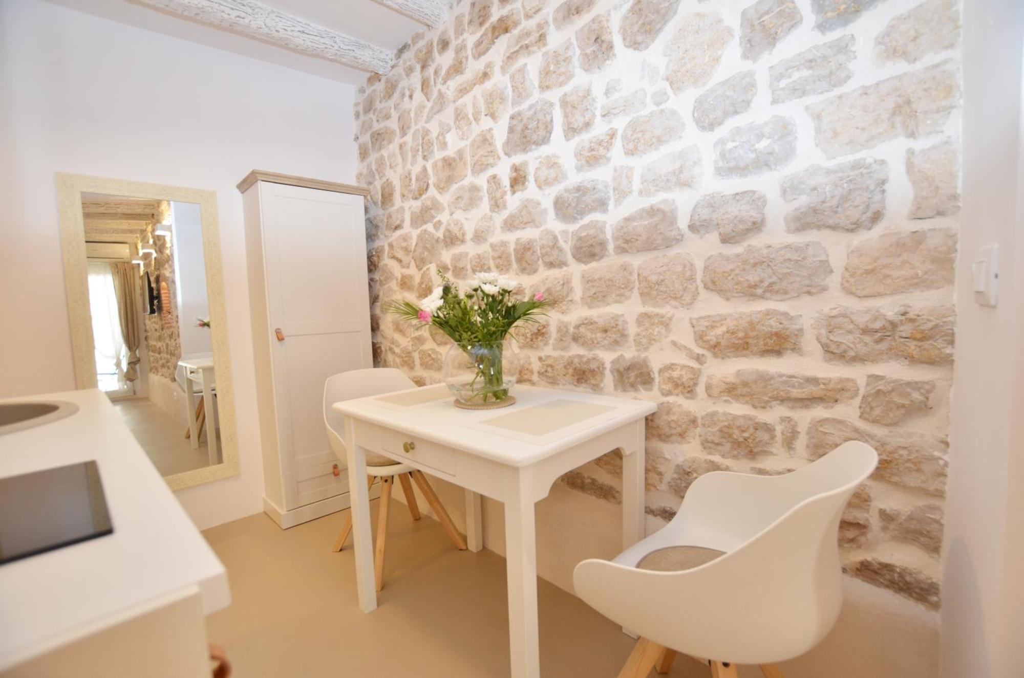 Al Pozzo Apartment